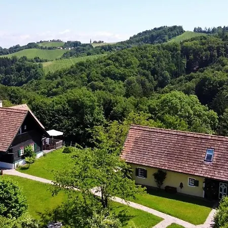 Apartment Winzerhaeuser Schippinger Leutschach